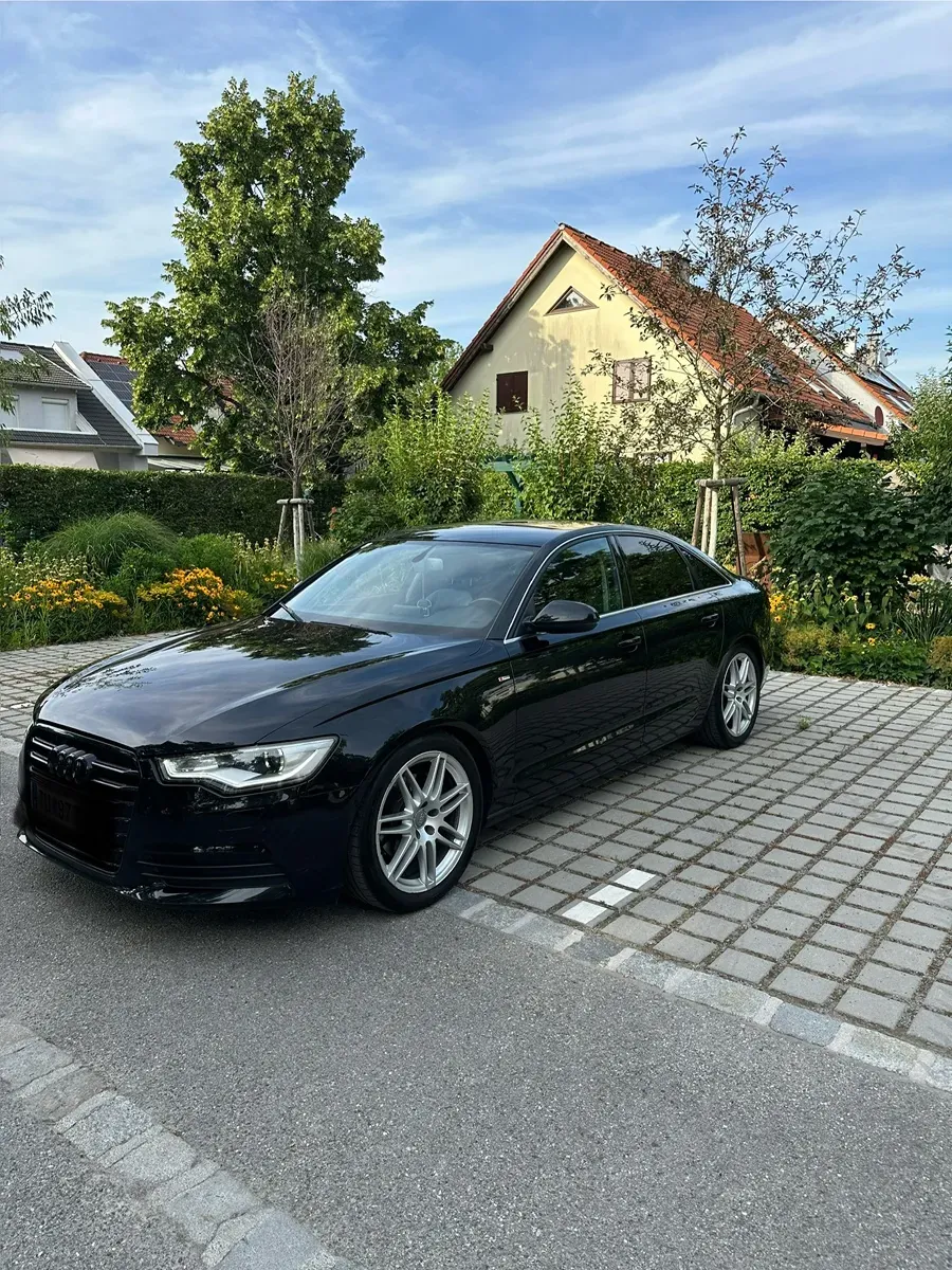 Audi A6 2011 photo 2