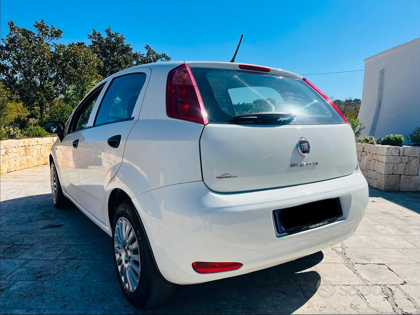 Fiat Punto 2015 photo 4