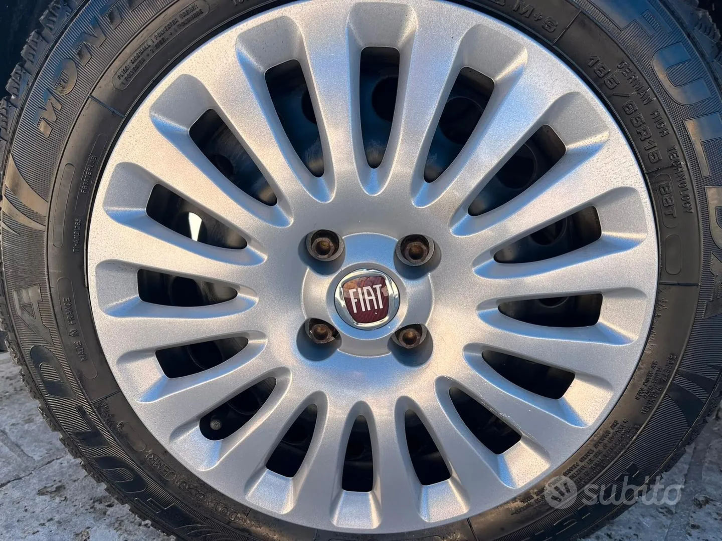 Fiat Punto 2015 photo 5