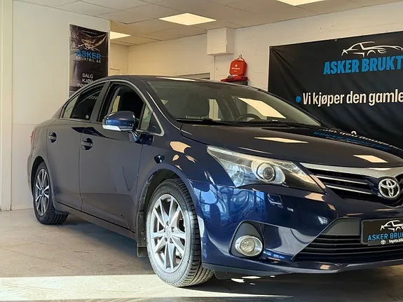 Toyota Avensis 2012 photo 2