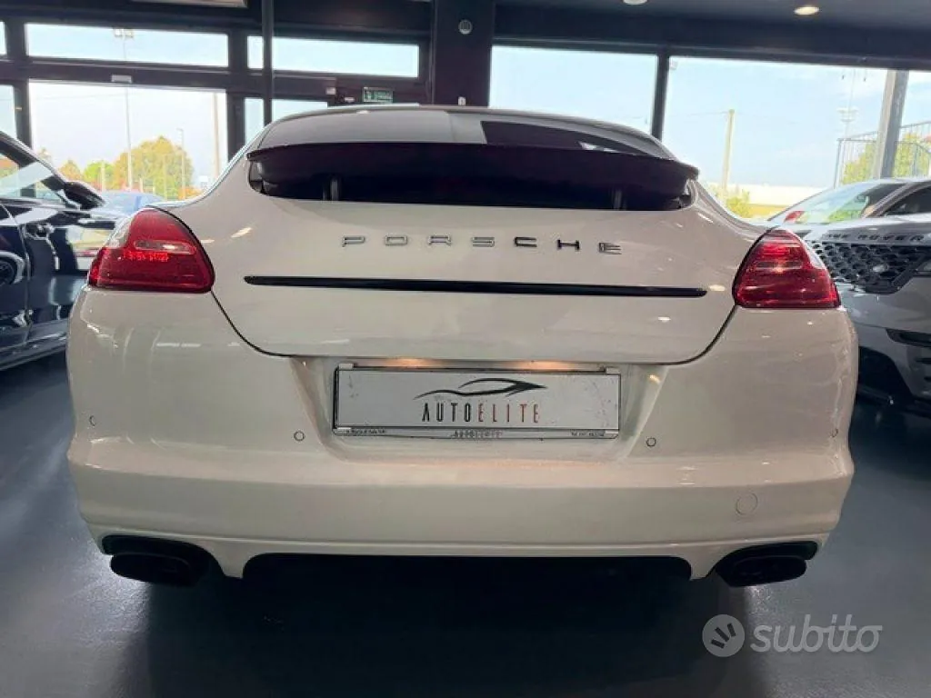 Porsche Panamera 2011 photo 5