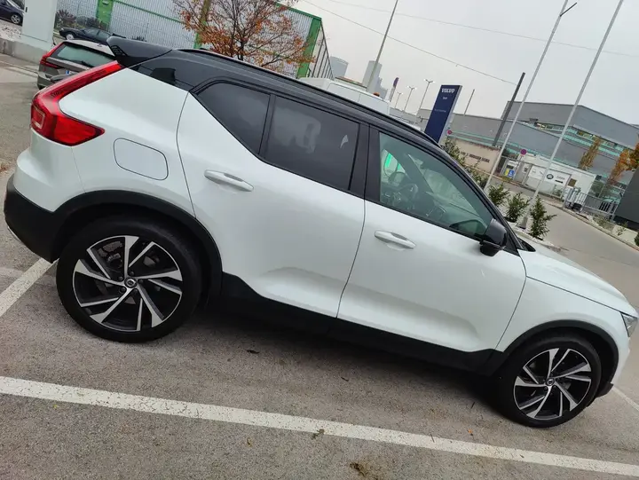Volvo Xc40 2019 photo 3