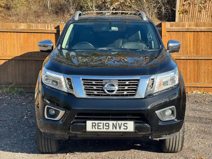 Nissan Navara 2019 photo 2