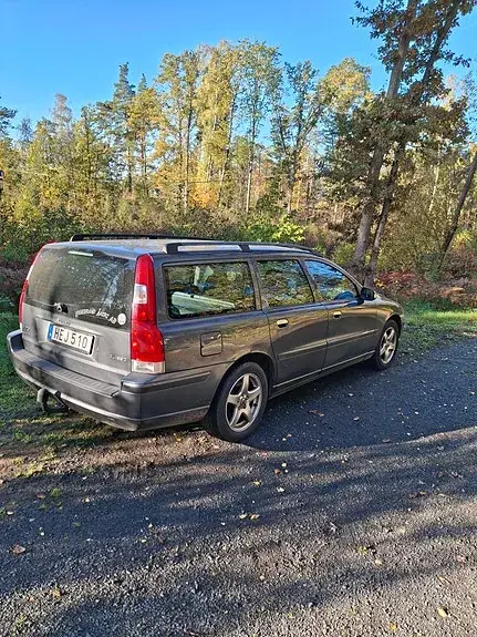 Volvo V70 2008 photo 2