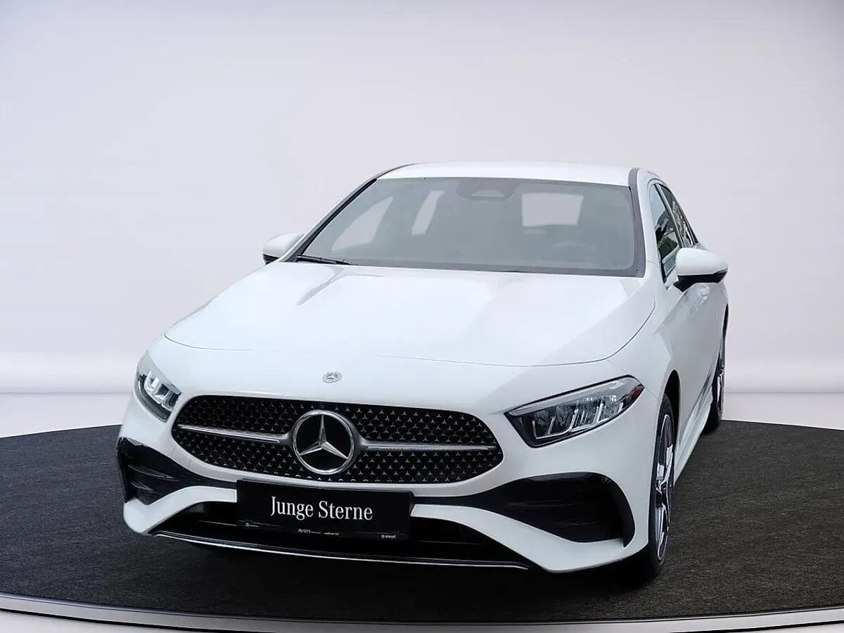 Mercedes-Benz A-Class 2025 photo 3