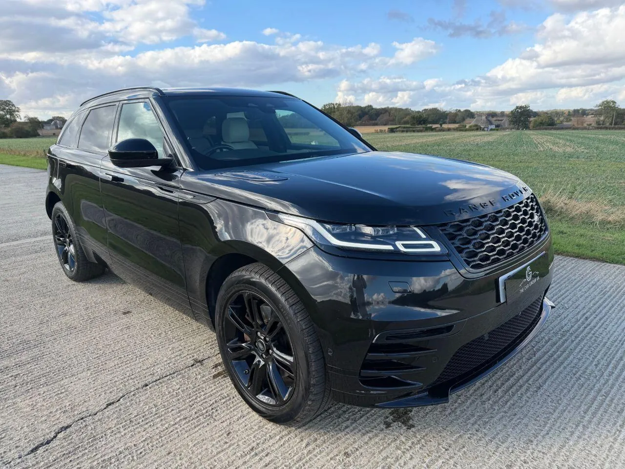 Land Rover Range Rover Velar 2021 photo 3