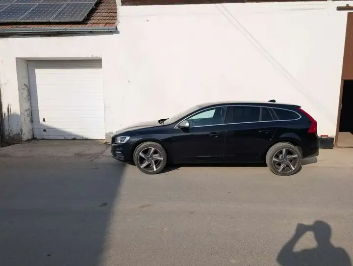 Volvo V60 2014 photo 2