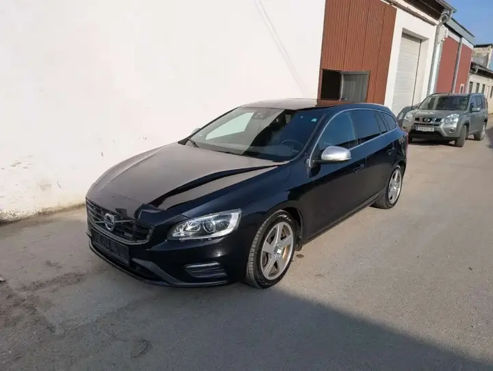 Volvo V60 2014 photo 3