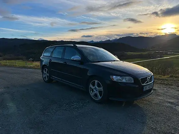 Volvo V50