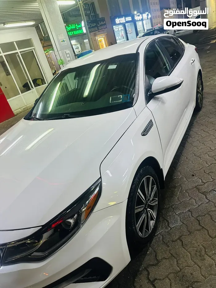 Kia Optima 2019 photo 2