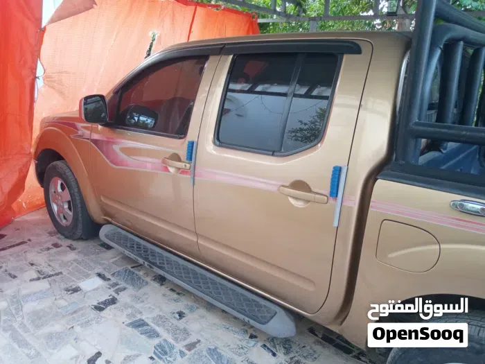 Nissan Navara 2008 photo 2