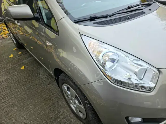 Kia Venga 2013 photo 4