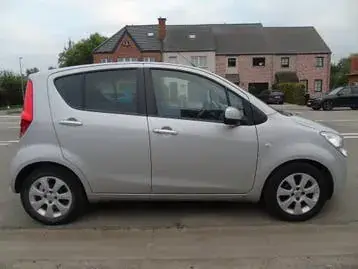 Opel Agila