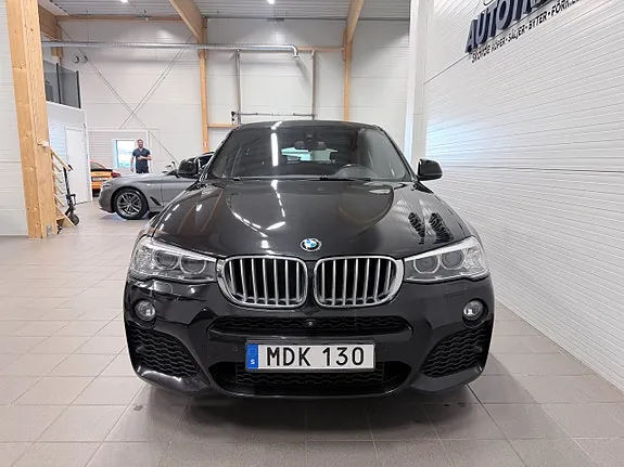 BMW X4 2016 photo 2