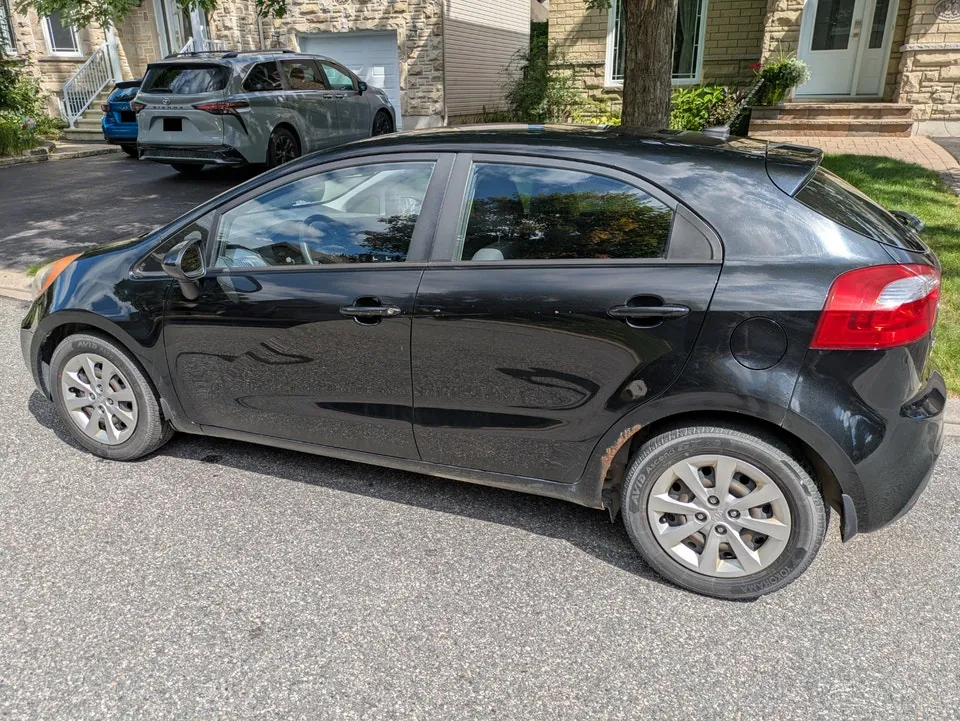 Kia Rio 2015 photo 2