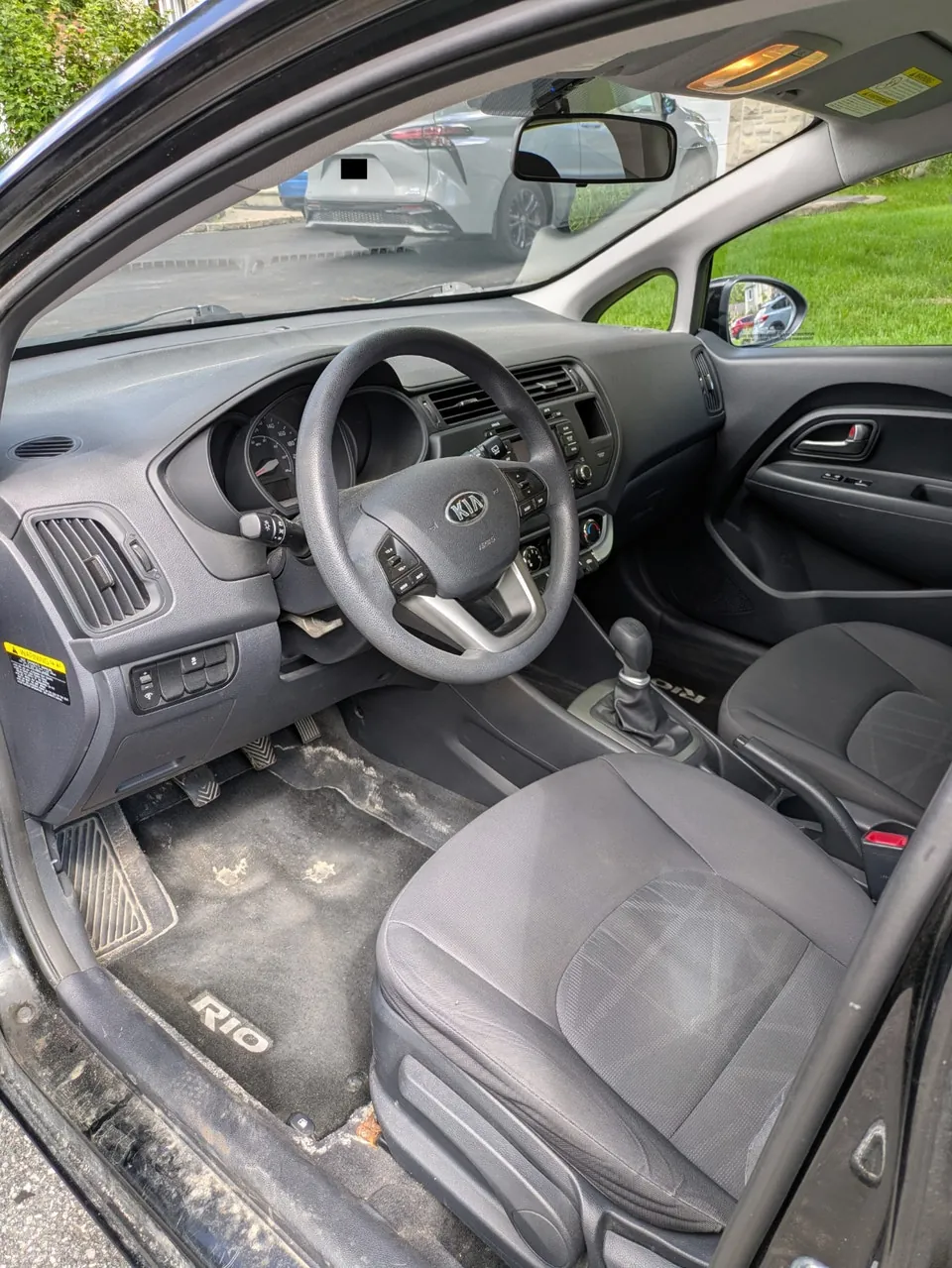 Kia Rio 2015 photo 4
