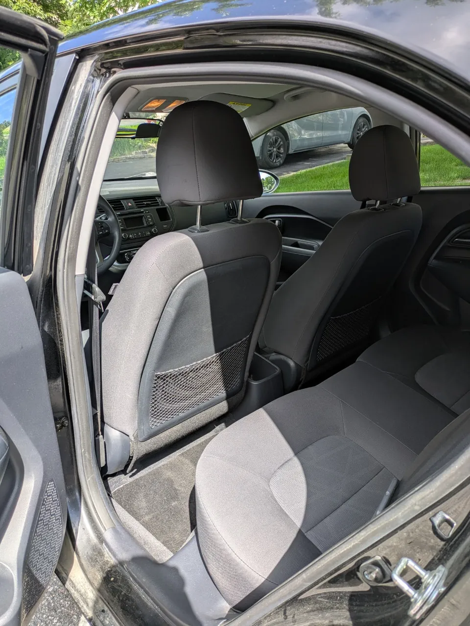 Kia Rio 2015 photo 5