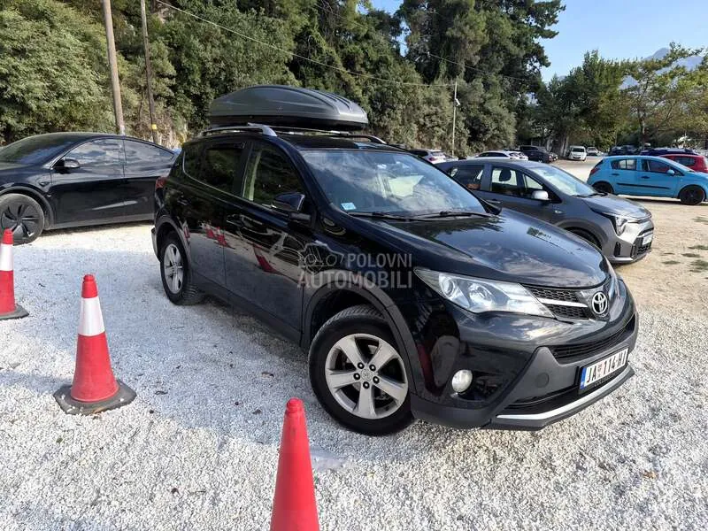 Toyota Rav 4 2013 photo 3