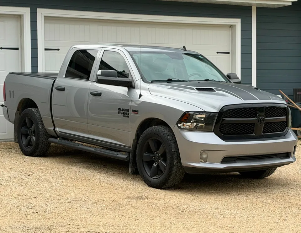 Ram 1500 Classicexpress 2019 photo 3