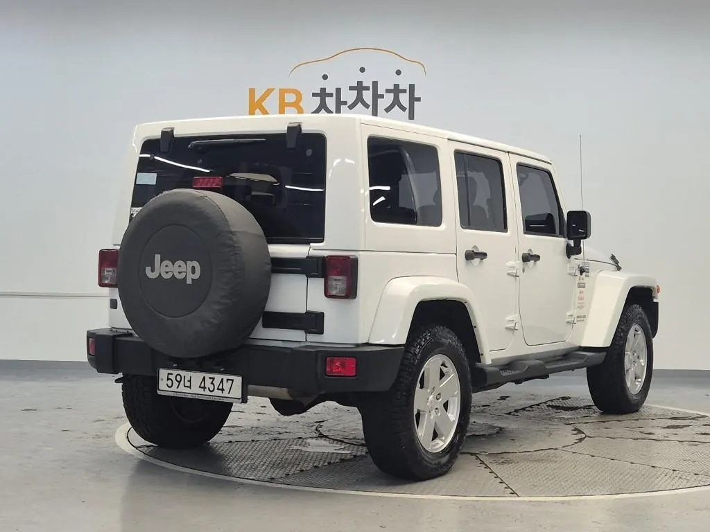 Jeep Wrangler 2012 photo 3