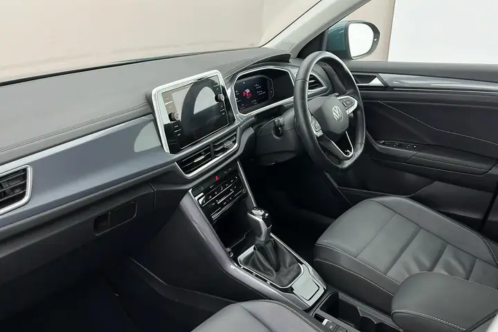 Volkswagen T-Roc 2022 photo 2