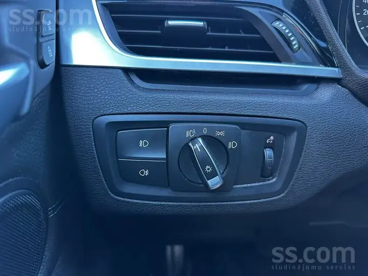 BMW X1 2017 photo 4