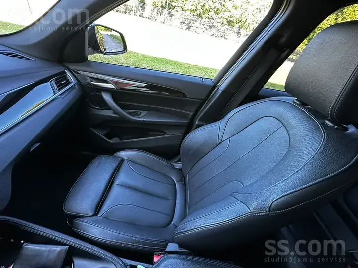 BMW X1 2017 photo 2