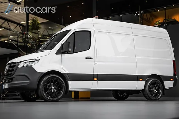 Mercedes-Benz Sprinter 317 2023 photo 3