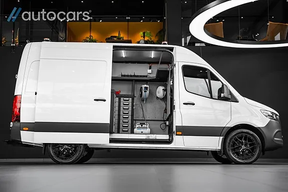 Mercedes-Benz Sprinter 317