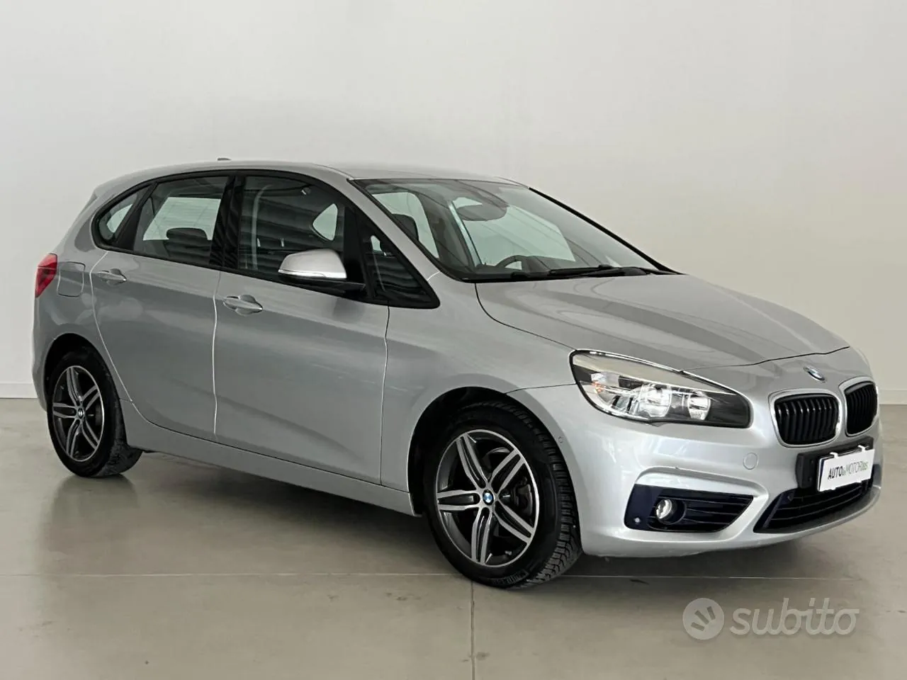 BMW 216D Active Tourer Sport 2015 photo 3