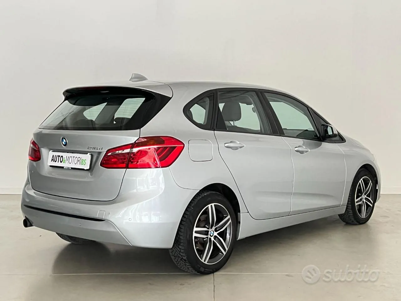 BMW 216D Active Tourer Sport 2015 photo 4