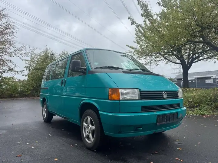 Volkswagen Caravelle