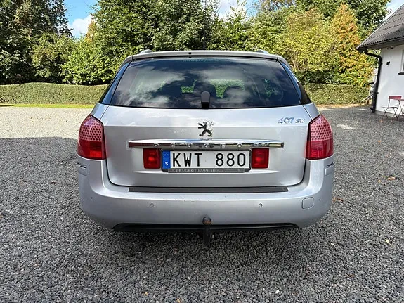 Peugeot 407 2011 photo 4
