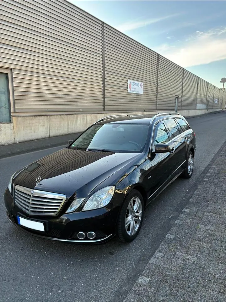 Mercedes-Benz E200 Cdi