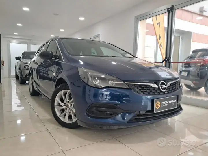 Opel Astra 2021 photo 3