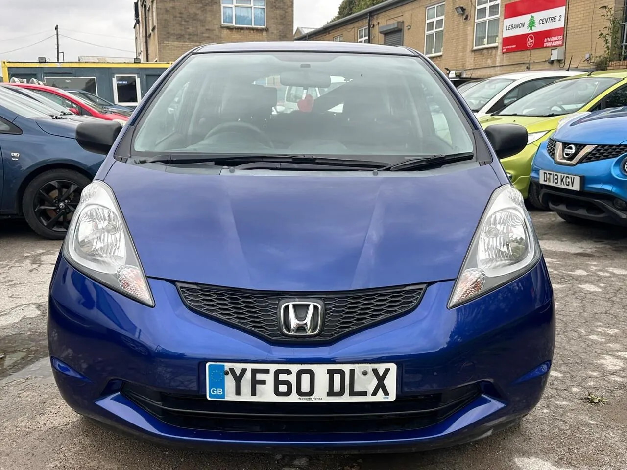 Honda Jazz 2010 photo 2
