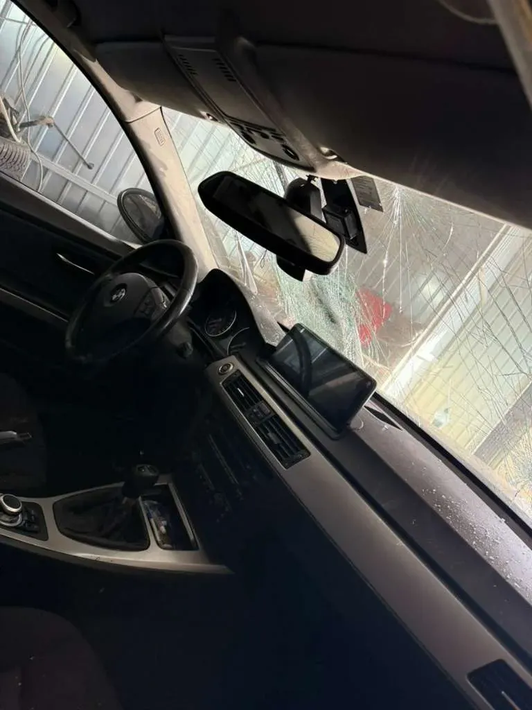 BMW 3 Series 2008 photo 2
