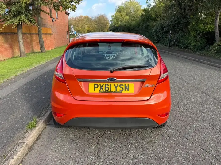 Ford Fiesta 2011 photo 5