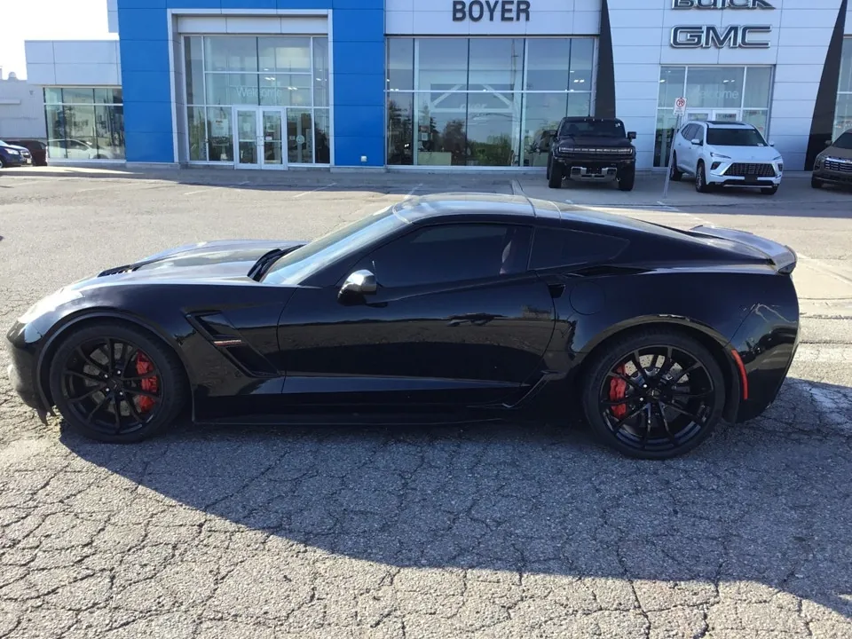 Chevrolet Corvette 2017 photo 2