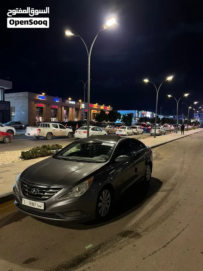 Hyundai Sonata 2014 photo 2