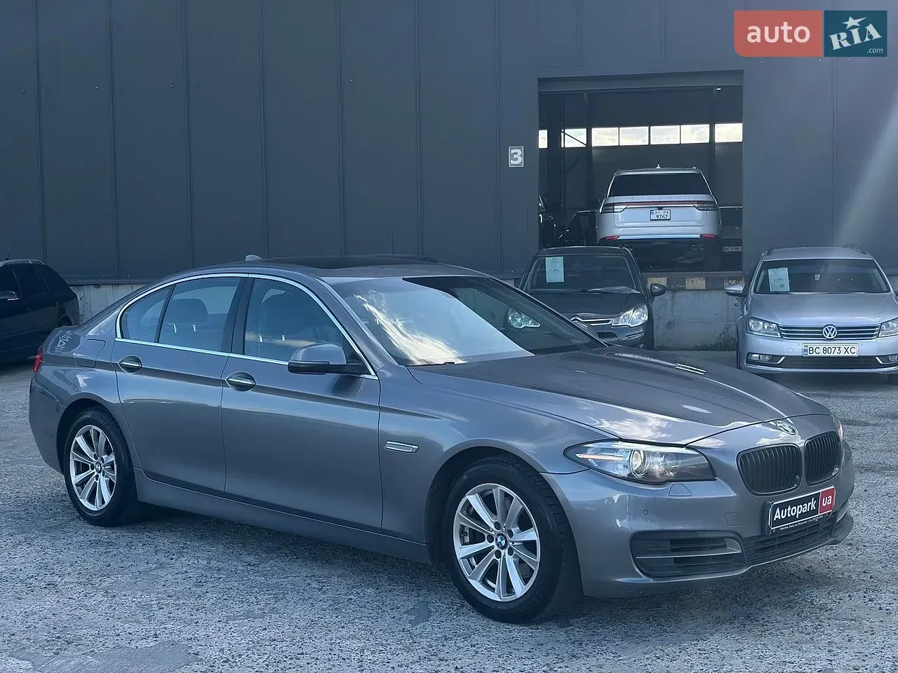 BMW 5 Series 2013 photo 3