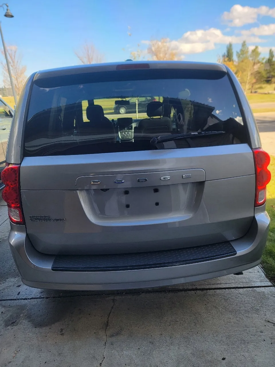 Dodge Grand Caravan 2017 photo 2