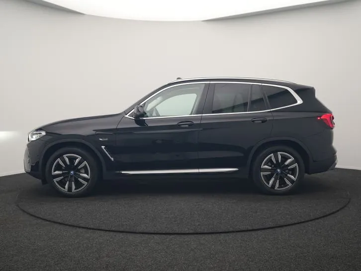 BMW X3 2022 photo 2