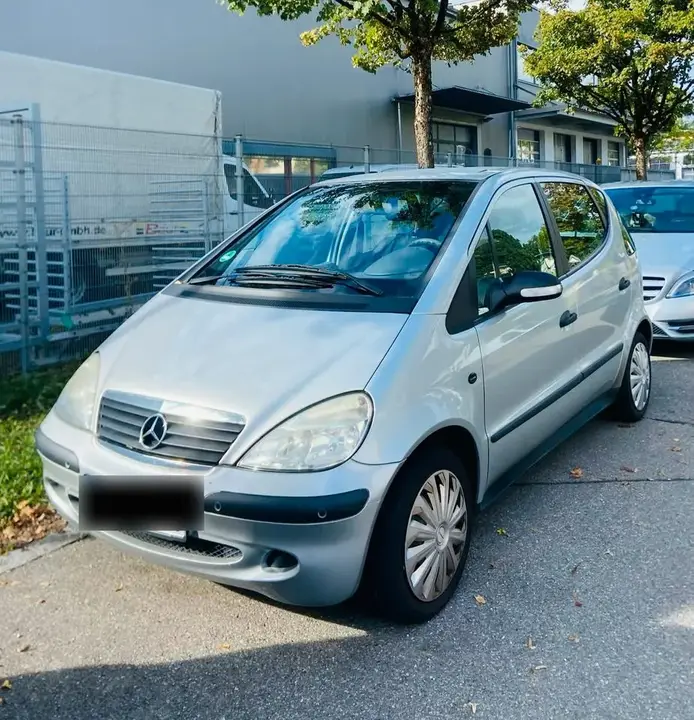 Mercedes-Benz A 160