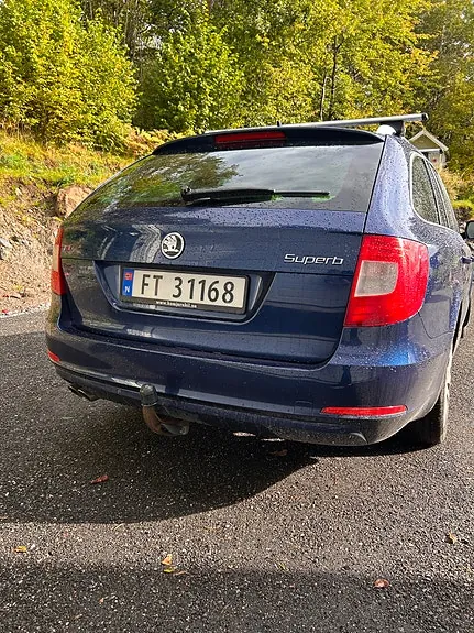 Skoda Superb 2010 photo 3
