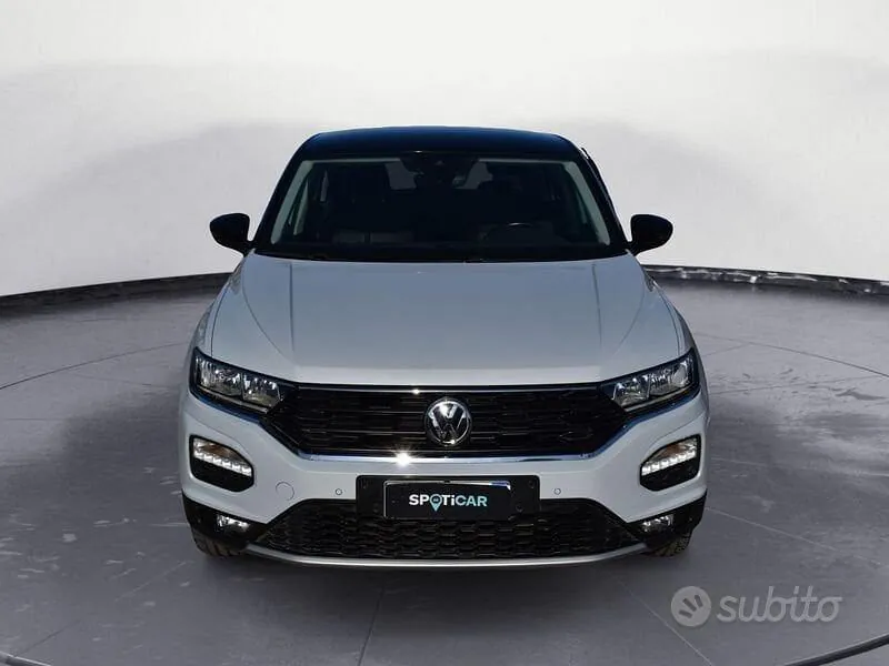 Volkswagen T-Roc 2020 photo 2