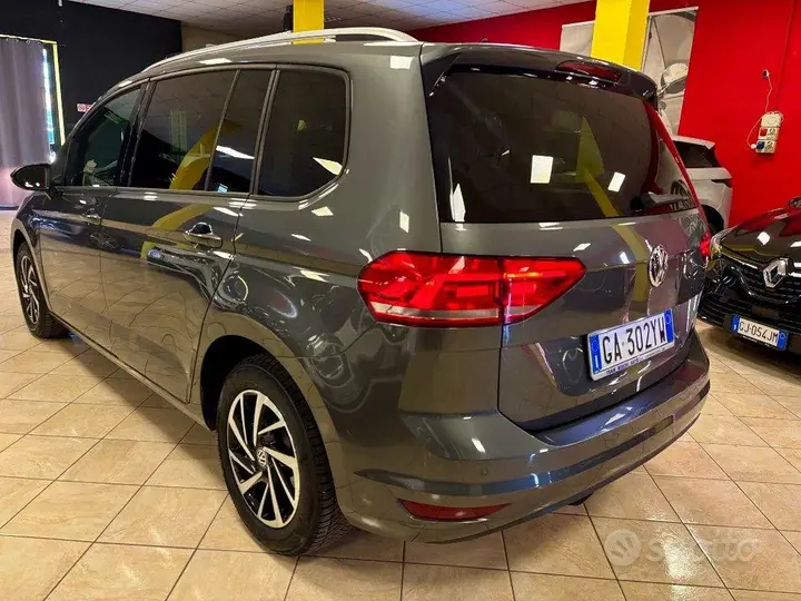 Volkswagen Touran 2019 photo 5