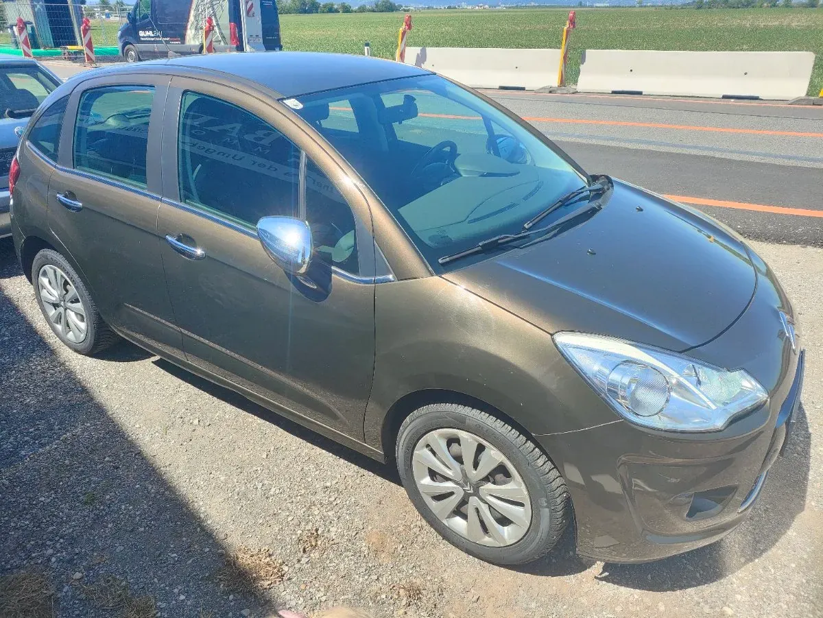 Citroen C3 2012 photo 3