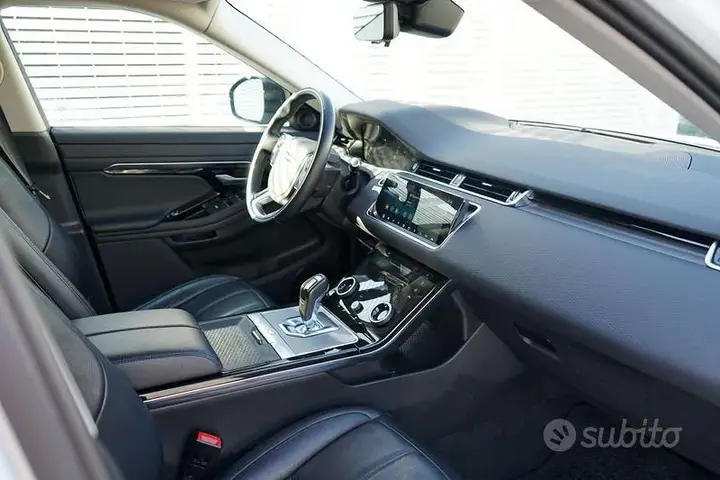 Land Rover Evoque 2020 photo 4