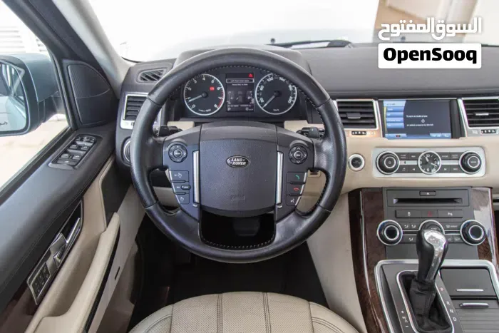 Land Rover Range Rover Sport 2011 photo 4